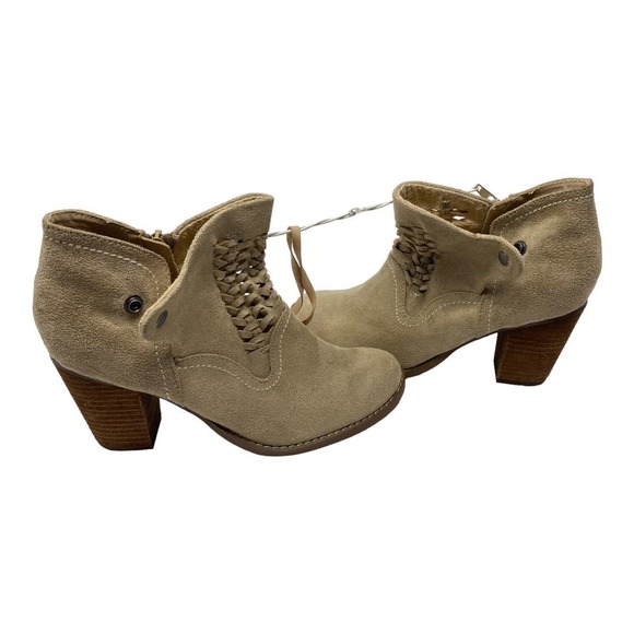 NEW Altar'd State Ankle Boots 7.5 Beige Faux Leather Almond Toe Block Heel Suede - Picture 6 of 8